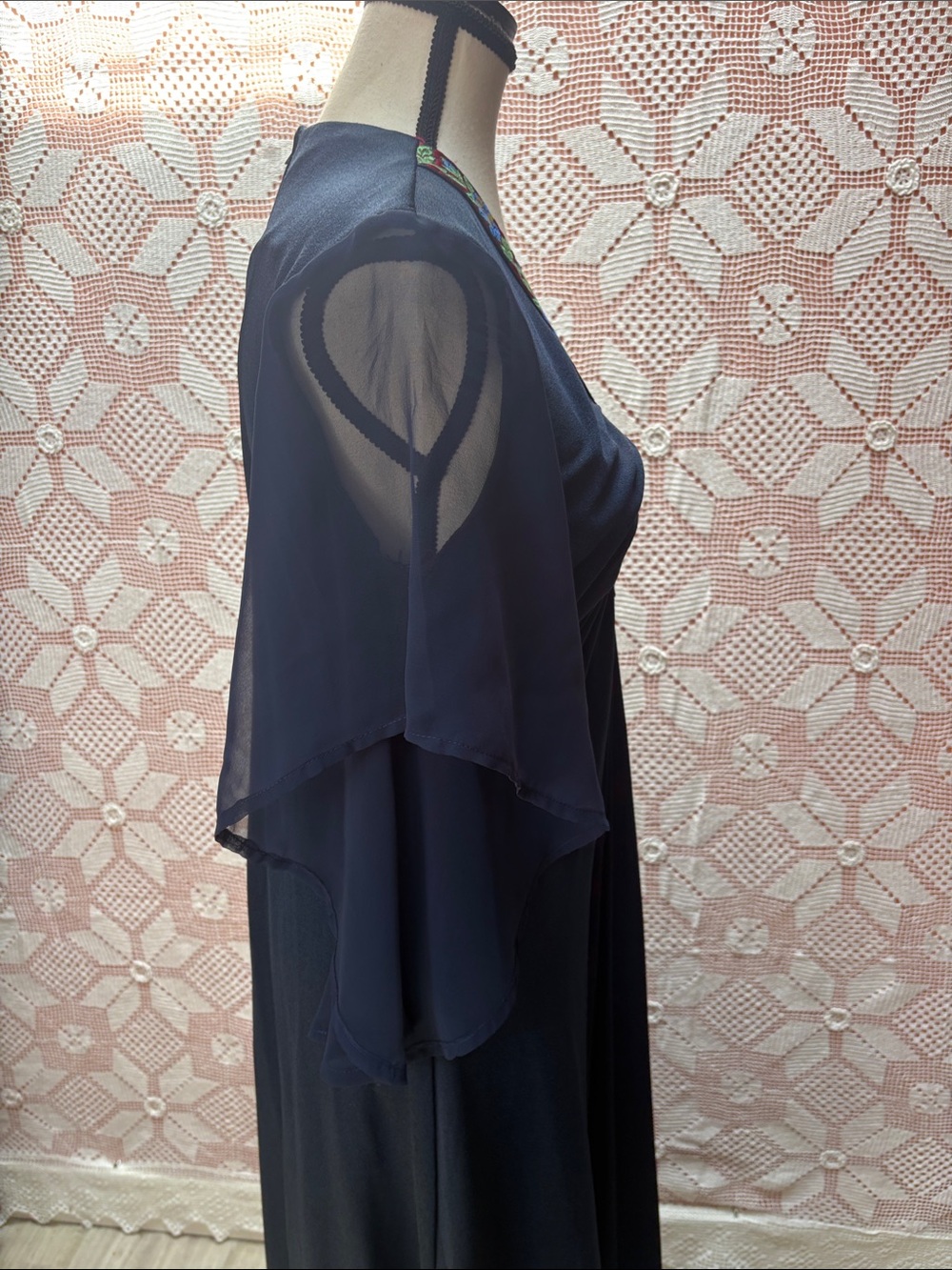 Vintage Navy Embroidered Caftan Maxi Dress Boho Goddess Flutter Sleeve Gown Sz L - Picture 6 of 8
